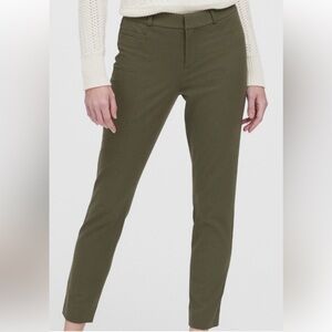 Banana Republic Sloan Skinny Fit Pants NWOT